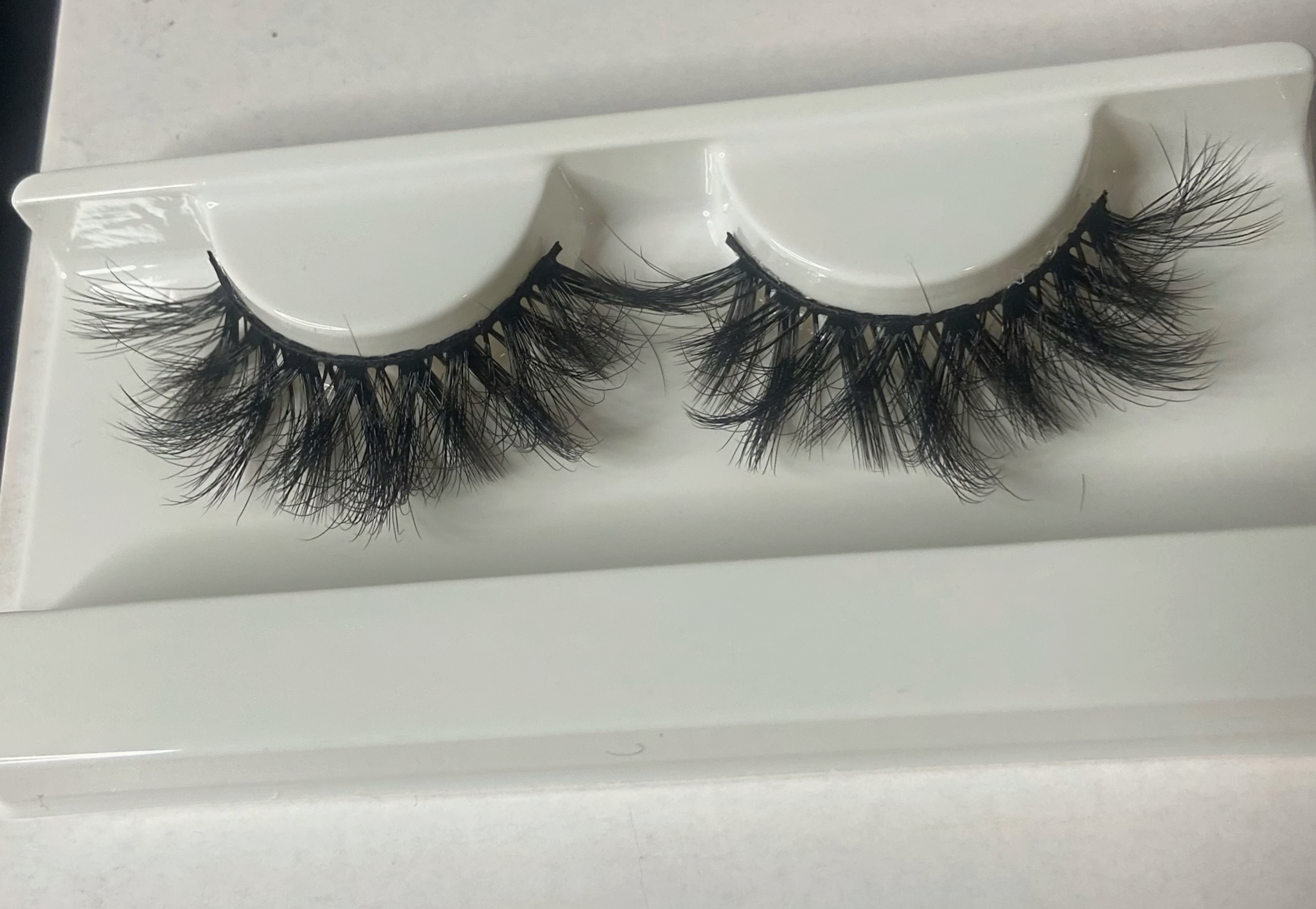 Executive (20mm Silk Lash)